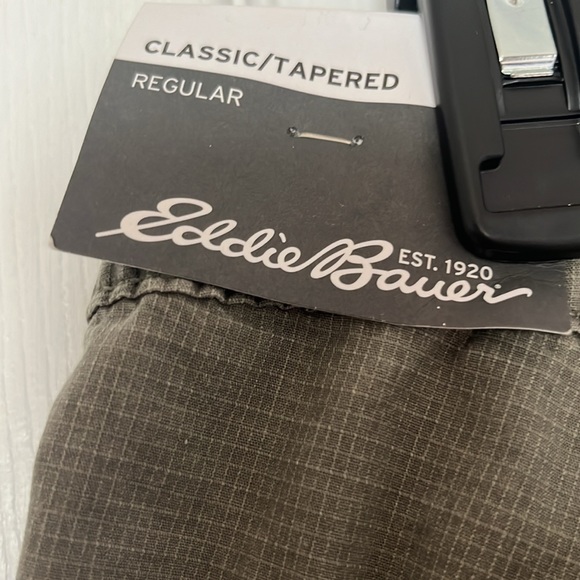 NWT Eddie Bauer Ripstop Pants! ⭐️ - Picture 8 of 10